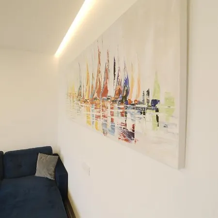Novi Apartman Beti Blizu Plaze S Besplatnim Parkingom, Puntamika - Apartment *
