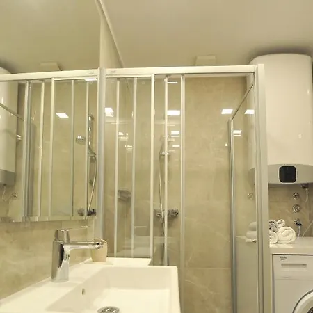 Apartment Novi Apartman Beti Blizu Plaze S Besplatnim Parkingom, Puntamika - Zadar